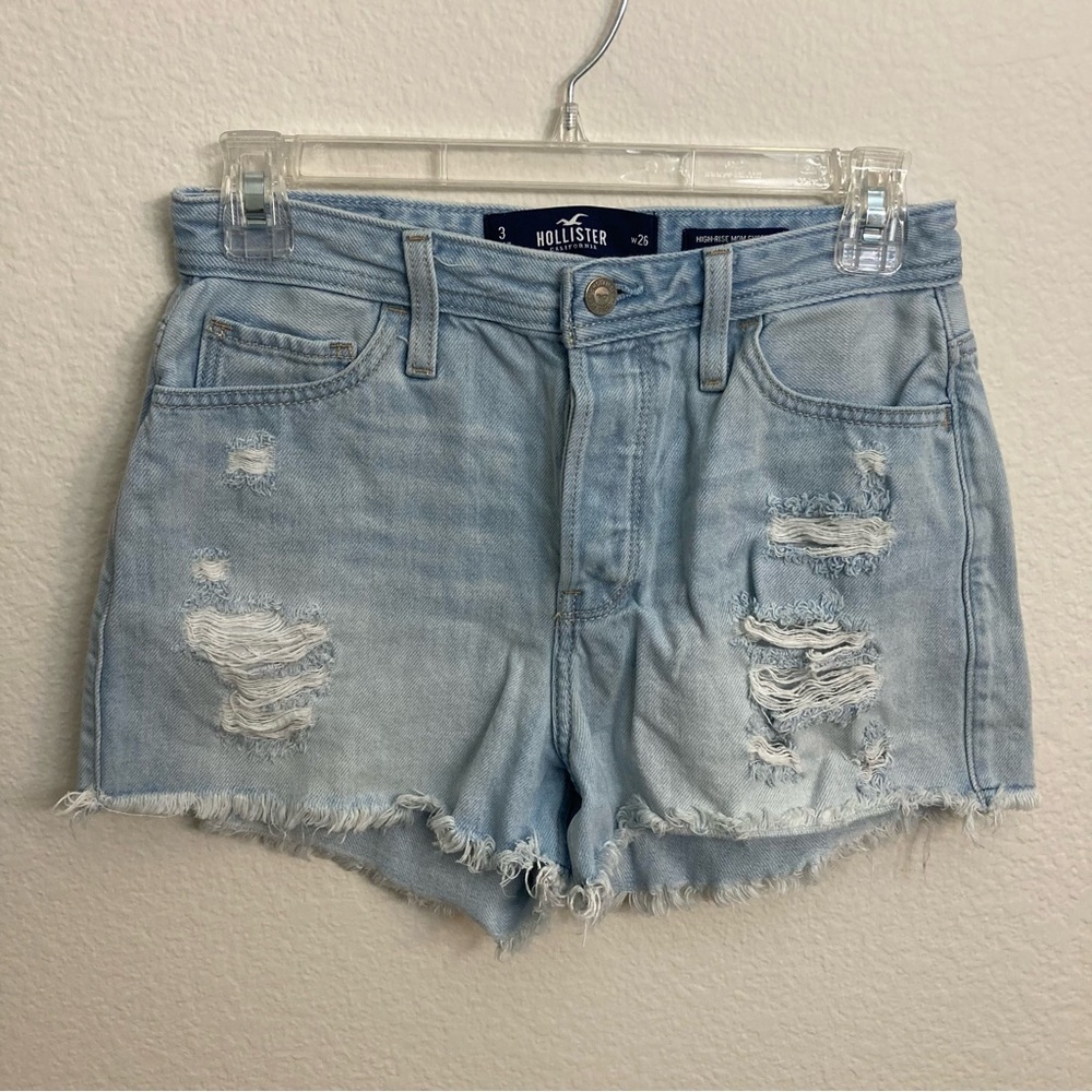 Hollister High Rise Distressed Mom Shorts - Size 26 - Light Blue